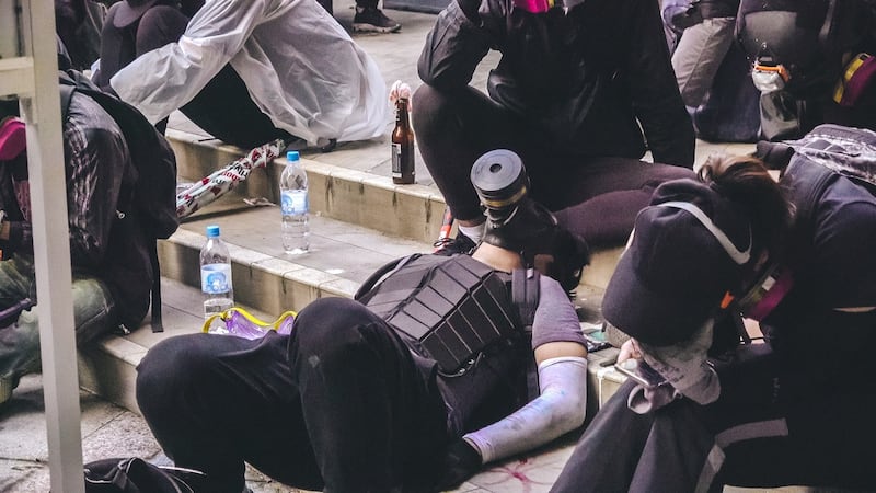 《理大围城》剧照。(台湾国际纪录片影展提供)