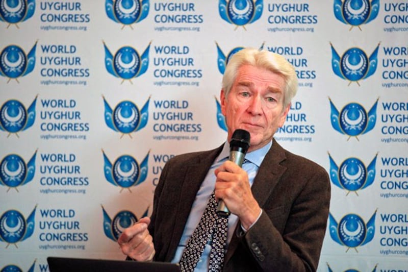Michael van Walt presents his findings at 20th anniversary commemoration of the World Uyghur Congress in Munich, Germany, May 4, 2024. (Bahram Sintash/RFA)