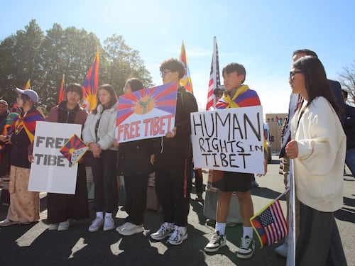 གཞུང་འབྲེལ་སྲིད་ཇུས་དང་སྐད་འབོད་གཉིས་ཀྱི་དབར་ཁྱད་པར་ཡོང་དོན་གྱི་གནད་འགག